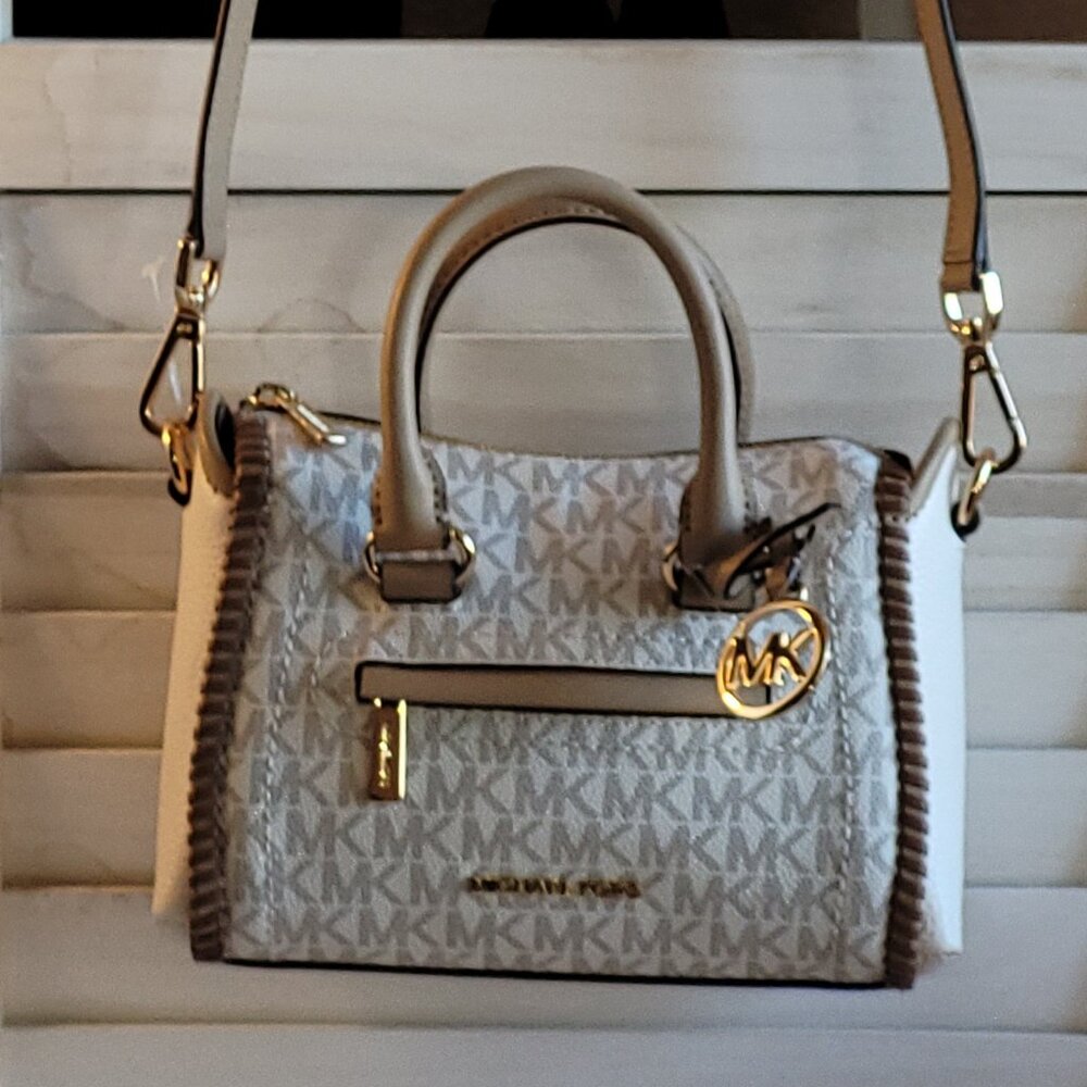 $79 Michael Michael Kors Lt Cream/Sag Multi Ex-Small Signature Logo Satchel - Picture 2 of 8